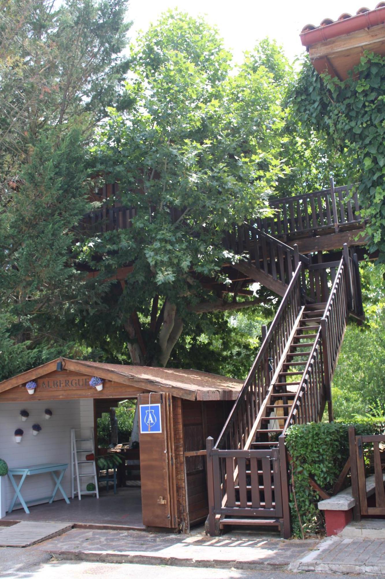 Albergue Jakue Puente la Reina エクステリア 写真